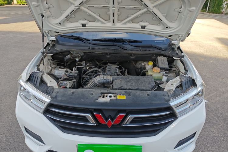 Used Wuling Hongguang 2021 1.5L Revised S Standard Version with Electric Power Steering LAR Engine Bay
