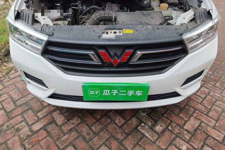 Used Wuling Hongguang 2021 1.5L S Comfort Edition LAR Engine Bay