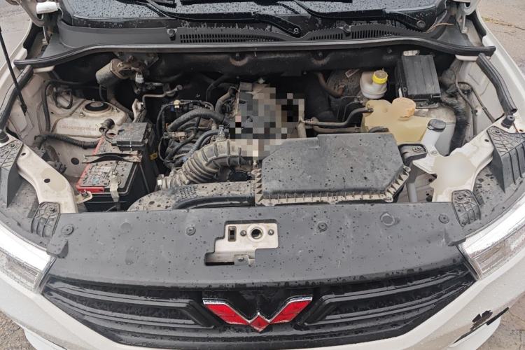 Used Wuling Hongguang 2021 1.5L S Base Version LAR Engine Bay