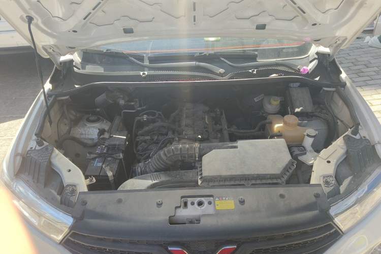 Used Wuling Hongguang 2021 1.5L Revised S Base Version with Electric Power Steering LAR Engine Bay