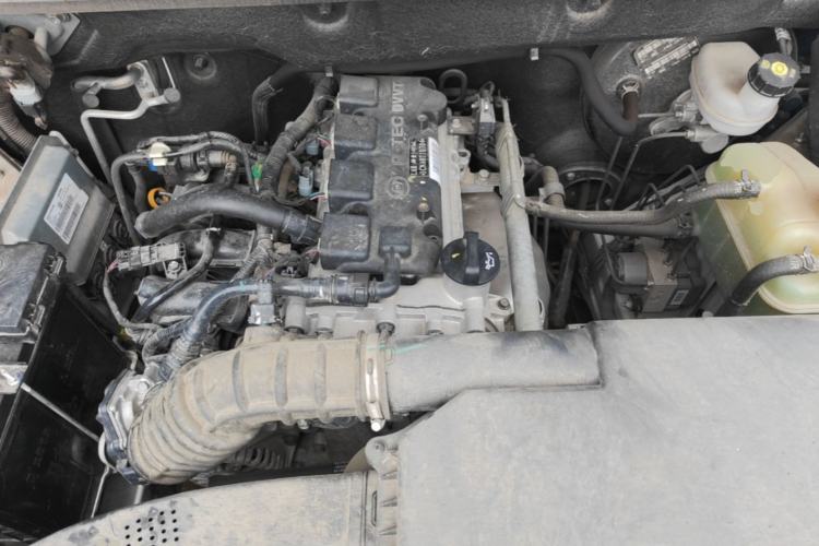 Used Wuling Hongguang 2021 1.5L S Comfort Edition LAR Engine Bay