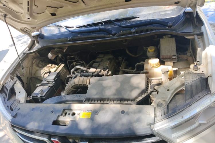Used Wuling Hongguang 2021 1.5L S Standard Version LAR Engine Bay