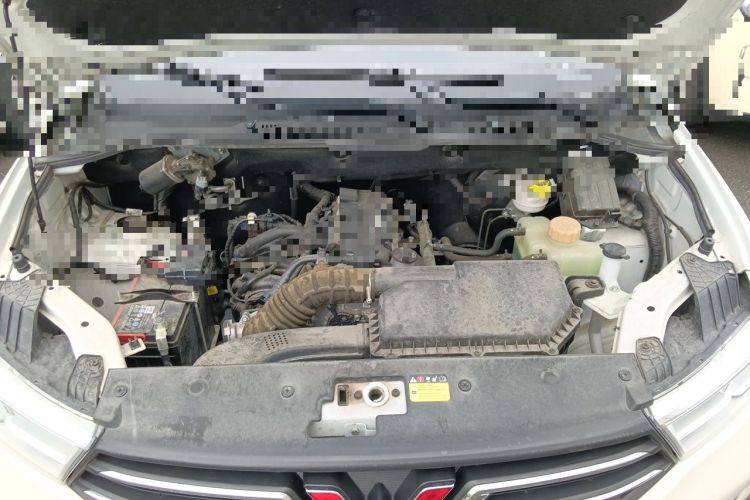 Used Wuling Hongguang 2021 1.5L Facelifted S Comfort Version with Electric Power Steering LAR Engine Bay