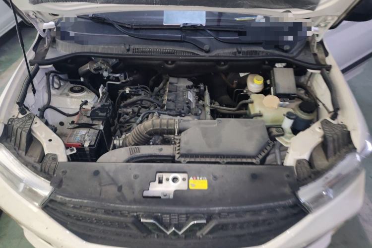 Used Wuling Hongguang 2021 1.5L Revised S Base Version Hydraulic Power Steering LAR Engine Bay