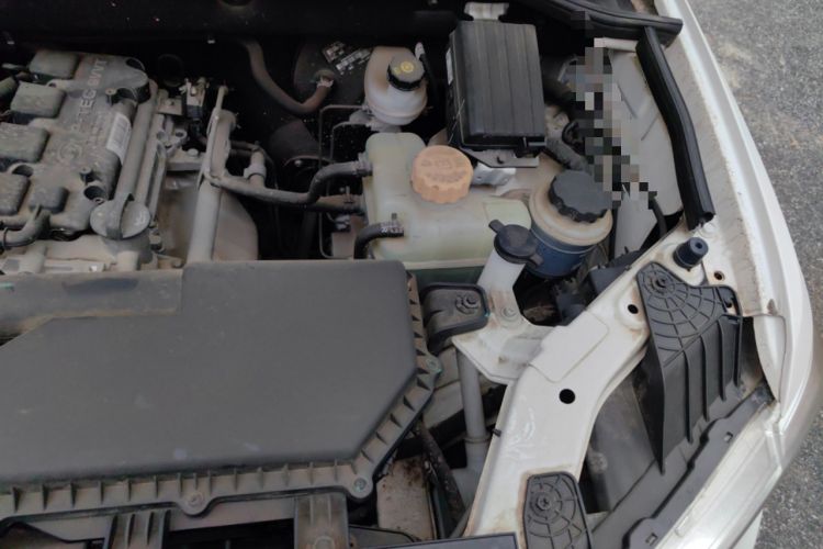 Used Wuling Hongguang 2021 1.5L Revised S Base Version Hydraulic Power Steering LAR Engine Bay Left