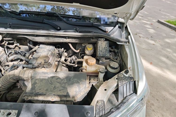 Used Wuling Hongguang 2021 1.5L Revised S Standard Version Hydraulic-Power-Assisted LAR Engine Bay Left