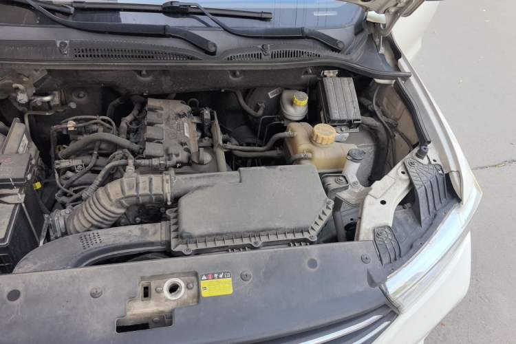 Used Wuling Hongguang 2021 1.5L S Comfort Edition LAR Engine Bay Left