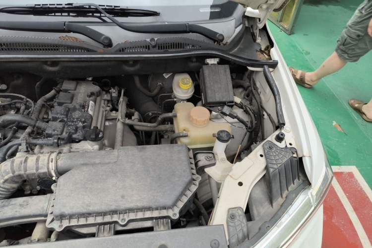 Used Wuling Hongguang 2021 1.5L S Base Version LAR Engine Bay Left