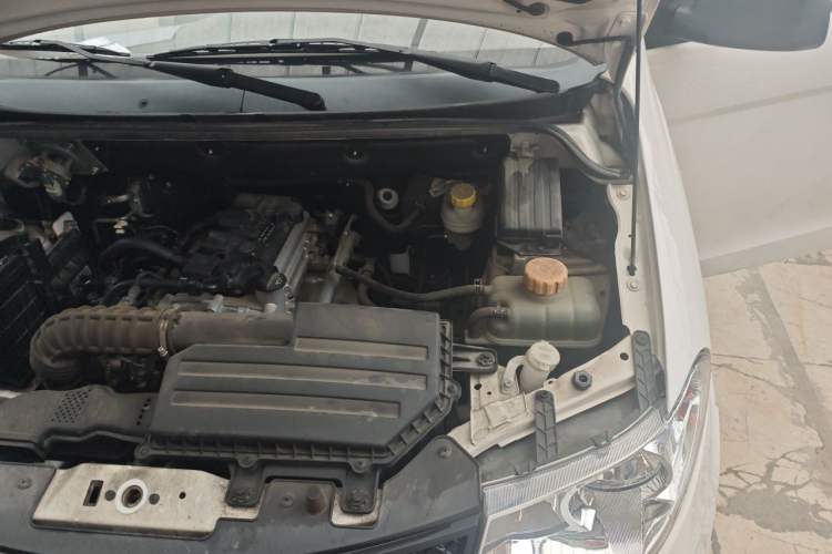 Used Wuling Hongguang 2021 1.5L Revised S Base Version Hydraulic Power Steering LAR Engine Bay Left