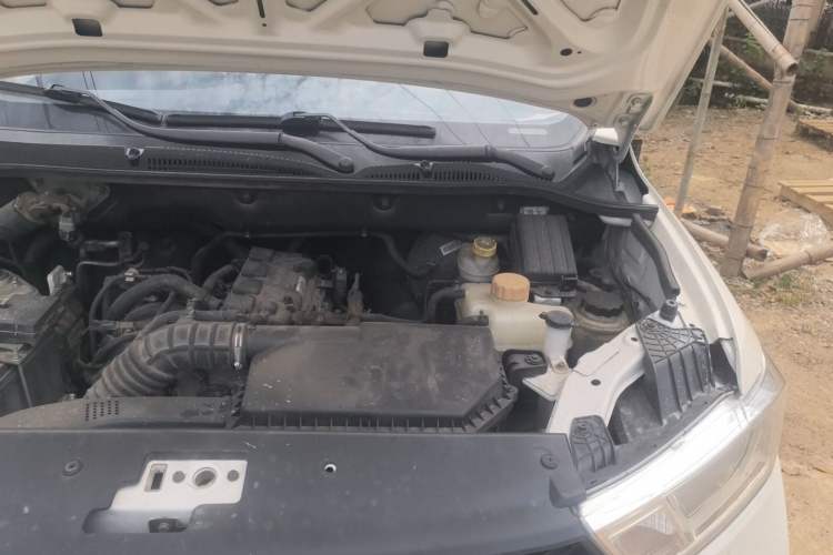Used Wuling Hongguang 2021 1.5L Revised S Base Version Hydraulic Power Steering LAR Engine Bay Left