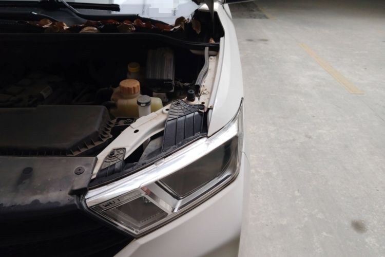 Used Wuling Hongguang 2021 1.5L Revised S Base Version with Electric Power Steering LAR Engine Bay Left