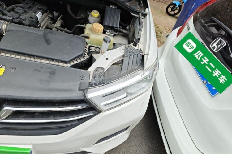 Used Wuling Hongguang 2021 1.5L Revised S Standard Version with Electric Power Steering LAR Engine Bay Left