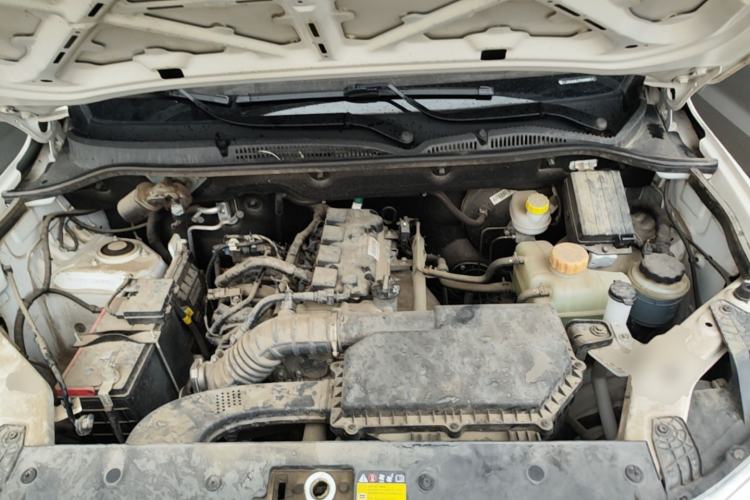 Used Wuling Hongguang 2021 1.5L Revised S Standard Version Hydraulic-Power-Assisted LAR Engine Bay