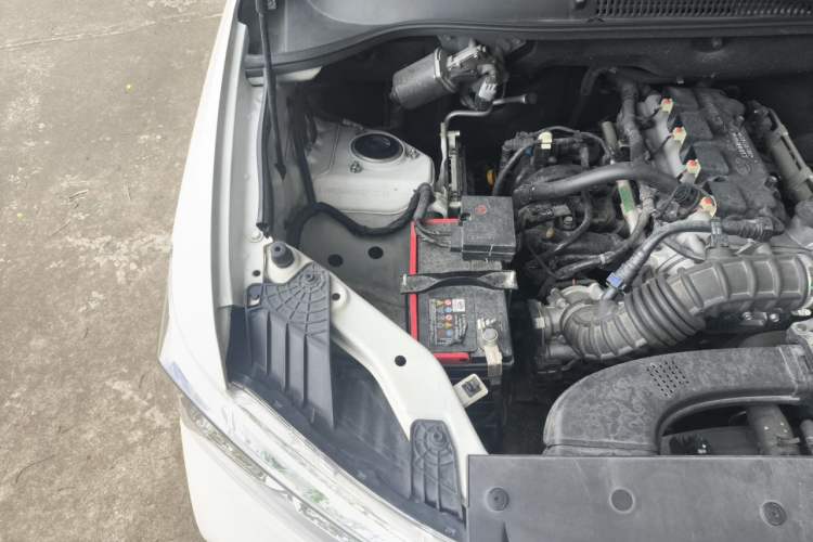 Used Wuling Hongguang 2021 1.5L Facelifted S Comfort Version with Electric Power Steering LAR Engine Bay Right