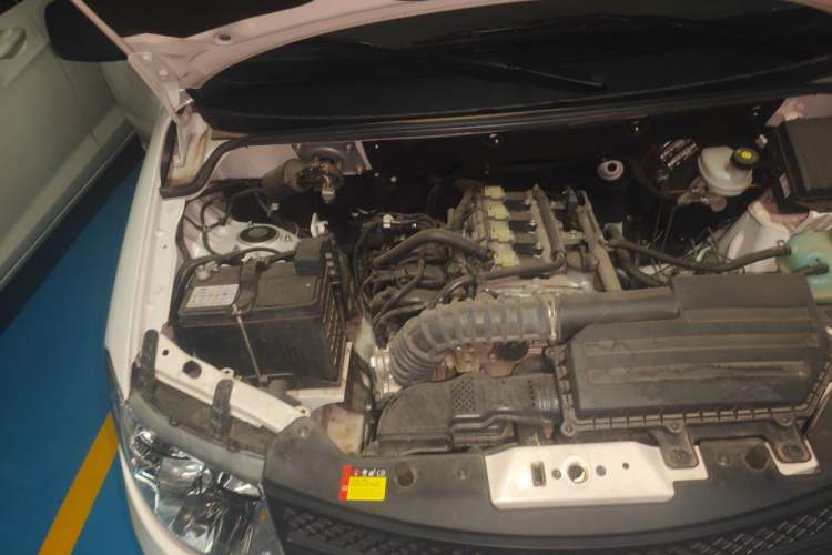 Used Wuling Hongguang 2021 1.5L S Base Version LAR Engine Bay Right