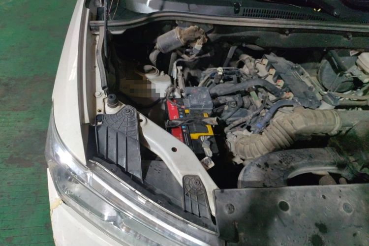 Used Wuling Hongguang 2021 1.5L Facelifted S Comfort Version with Electric Power Steering LAR Engine Bay Right