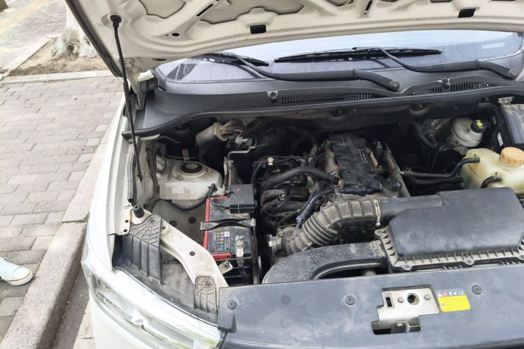 Used Wuling Hongguang 2021 1.5L Revised S Standard Version Hydraulic-Power-Assisted LAR Engine Bay Right