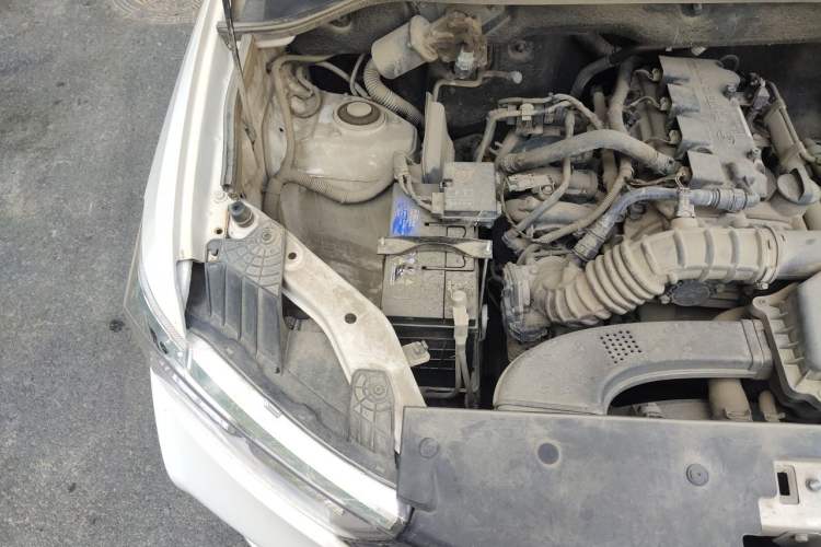 Used Wuling Hongguang 2021 1.5L S Comfort Edition LAR Engine Bay Right