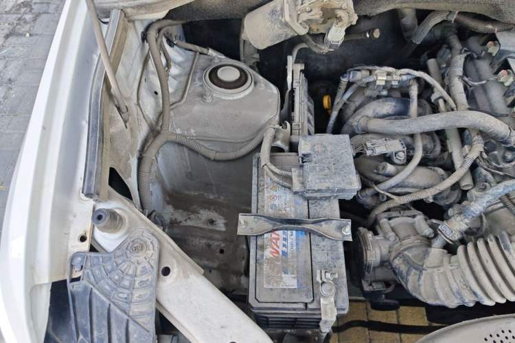 Used Wuling Hongguang 2021 1.5L Facelifted S Comfort Version with Electric Power Steering LAR Engine Bay Right