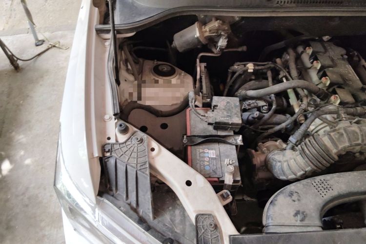 Used Wuling Hongguang 2021 1.5L Revised S Base Version with Electric Power Steering LAR Engine Bay Right