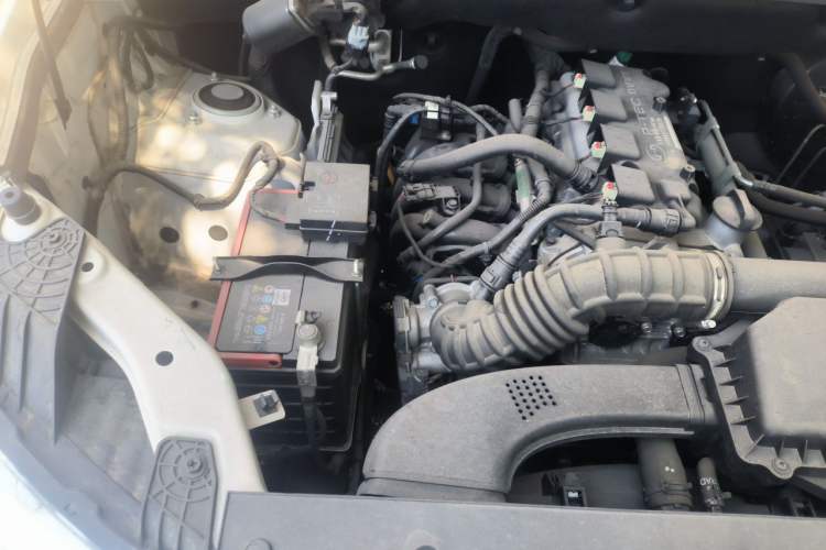 Used Wuling Hongguang 2021 1.5L S Comfort Edition LAR Engine Bay Right