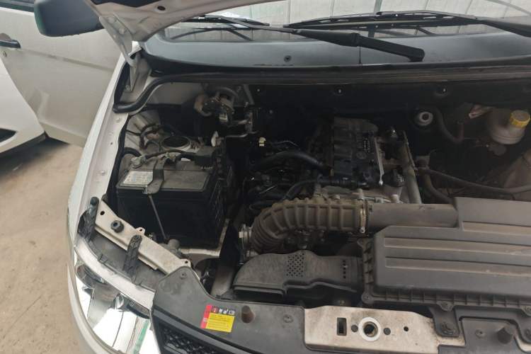 Used Wuling Hongguang 2021 1.5L Revised S Base Version Hydraulic Power Steering LAR Engine Bay Right