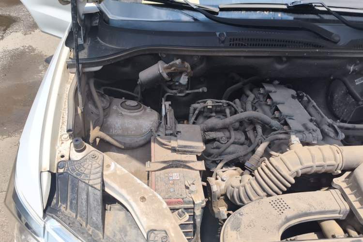 Used Wuling Hongguang 2021 1.5L Revised S Standard Version with Electric Power Steering LAR Engine Bay Right