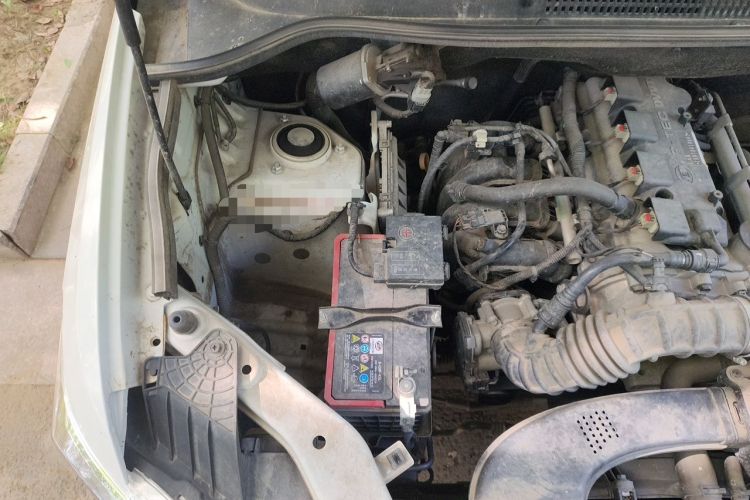 Used Wuling Hongguang 2021 1.5L Revised S Standard Version Hydraulic-Power-Assisted LAR Engine Bay Right
