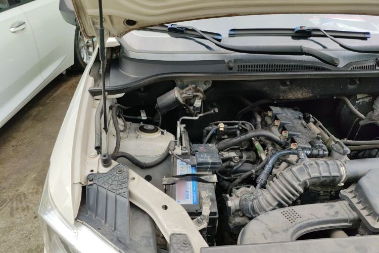Used Wuling Hongguang 2021 1.5L Revised S Base Version with Electric Power Steering LAR Engine Bay Right