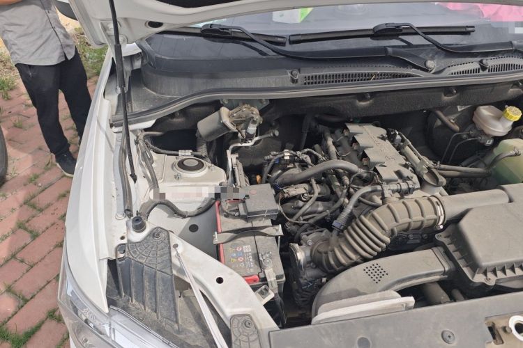 Used Wuling Hongguang 2021 1.5L Facelifted S Comfort Version with Electric Power Steering LAR Engine Bay Right