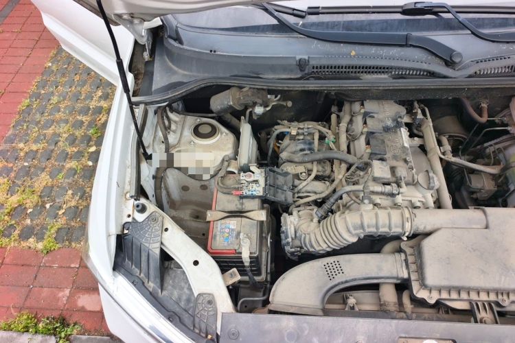Used Wuling Hongguang 2021 1.5L S Standard Version LAR Engine Bay Right