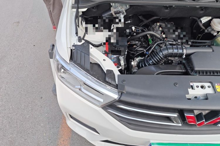 Used Wuling Hongguang 2021 1.5L Revised S Standard Version with Electric Power Steering LAR Engine Bay Right