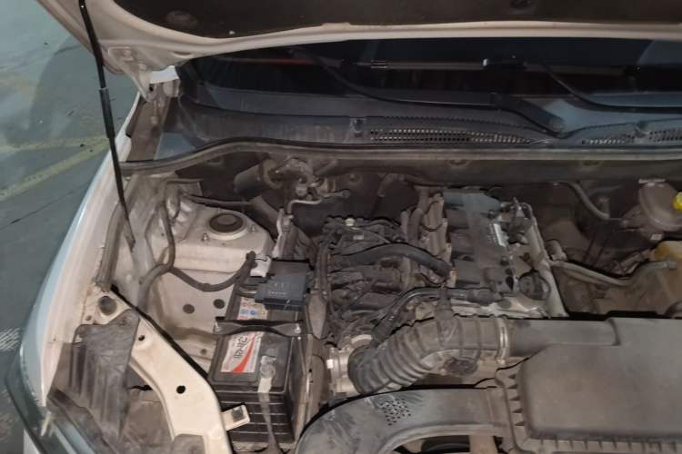 Used Wuling Hongguang 2021 1.5L Facelifted S Comfort Version with Electric Power Steering LAR Engine Bay Right