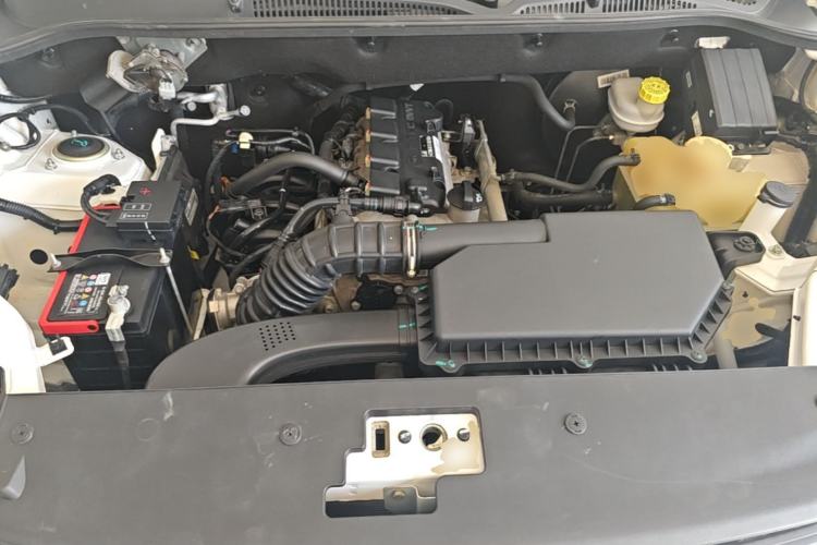 Used Wuling Hongguang 2021 1.5L S Base Version LAR Engine Bay