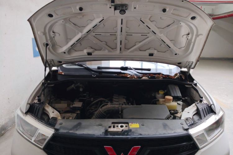 Used Wuling Hongguang 2021 1.5L Revised S Base Version with Electric Power Steering LAR Engine Bay