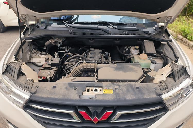 Used Wuling Hongguang 2021 1.5L Facelifted S Comfort Version with Electric Power Steering LAR Engine Bay