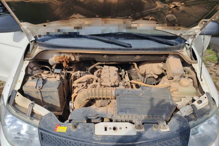 Used Wuling Hongguang 2021 1.5L S Base Version LAR Engine Bay