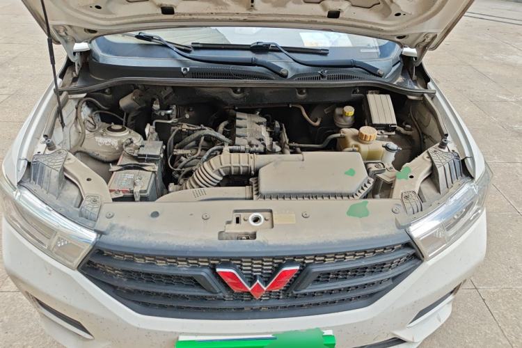 Used Wuling Hongguang 2021 1.5L Revised S Base Version with Electric Power Steering LAR Engine Bay
