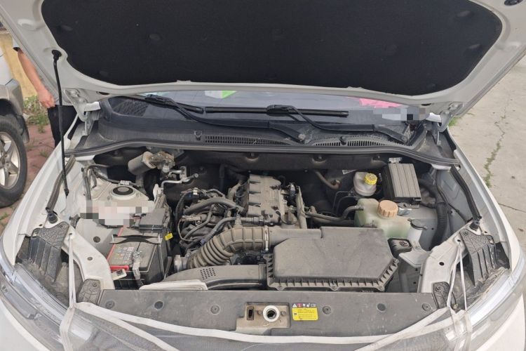 Used Wuling Hongguang 2021 1.5L Facelifted S Comfort Version with Electric Power Steering LAR Engine Bay