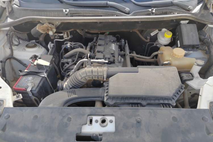 Used Wuling Hongguang 2021 1.5L Revised S Standard Version with Electric Power Steering LAR Engine Bay