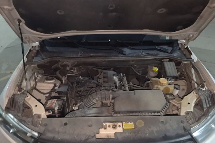 Used Wuling Hongguang 2021 1.5L Facelifted S Comfort Version with Electric Power Steering LAR Engine Bay