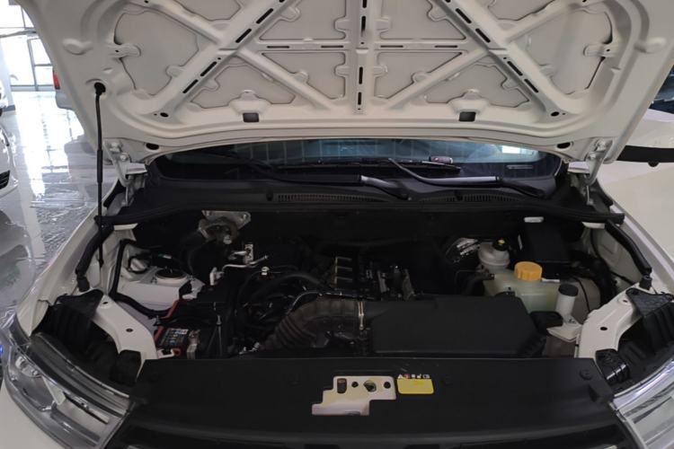 Used Wuling Hongguang 2021 1.5L Revised S Standard Version with Electric Power Steering LAR Engine Bay