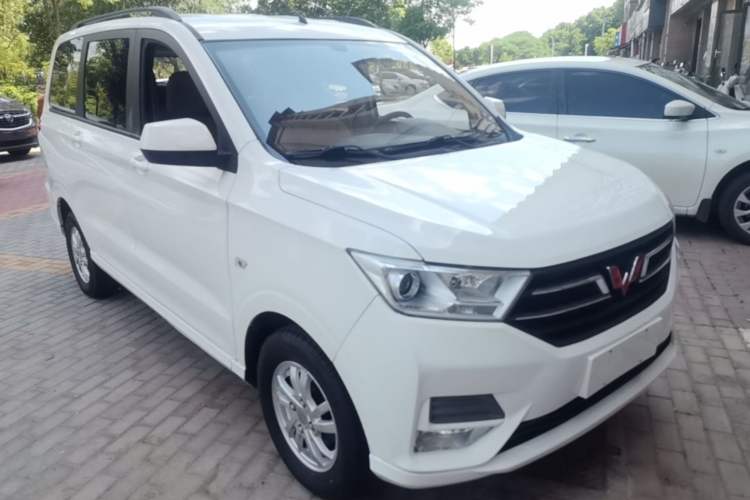Used Wuling Hongguang 2021 1.5L S Comfort Edition LAR Exterior 1