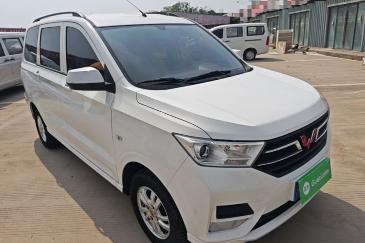 Used Wuling Hongguang 2021 1.5L Revised S Standard Version with Electric Power Steering LAR Exterior 1