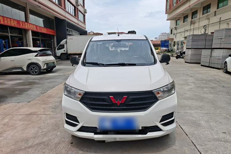 Used Wuling Hongguang 2021 1.5L Revised S Base Version with Electric Power Steering LAR Exterior 1