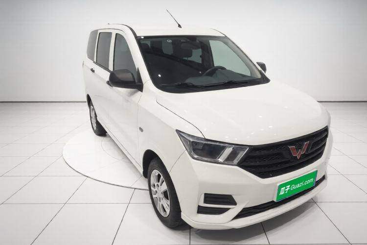 Used Wuling Hongguang 2021 1.5L S Base Version LAR Exterior 1