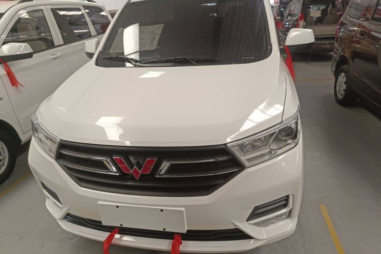 Used Wuling Hongguang 2021 1.5L Revised S Standard Version with Electric Power Steering LAR Exterior 1