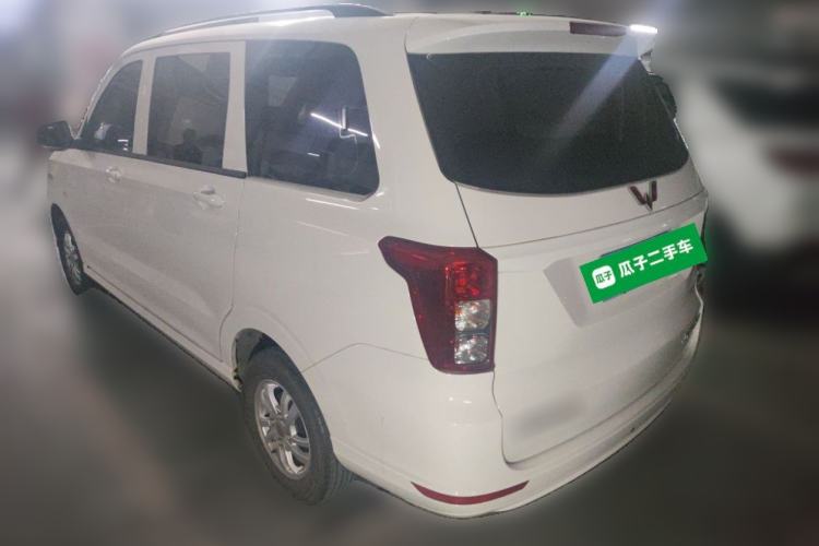 Used Wuling Hongguang 2021 1.5L S Standard Version LAR Exterior 2