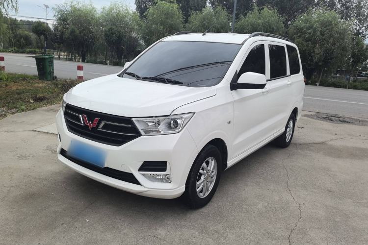 Used Wuling Hongguang 2021 1.5L S Standard Version LAR Exterior 2