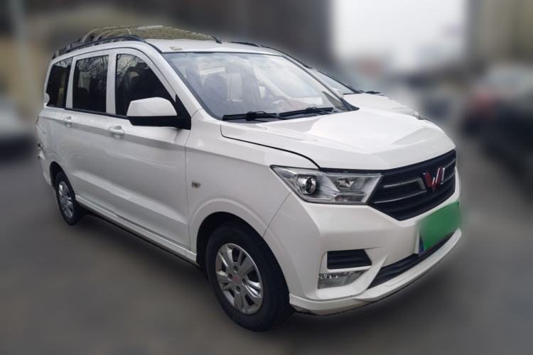 Used Wuling Hongguang 2021 1.5L Revised S Standard Version with Electric Power Steering LAR Exterior 2